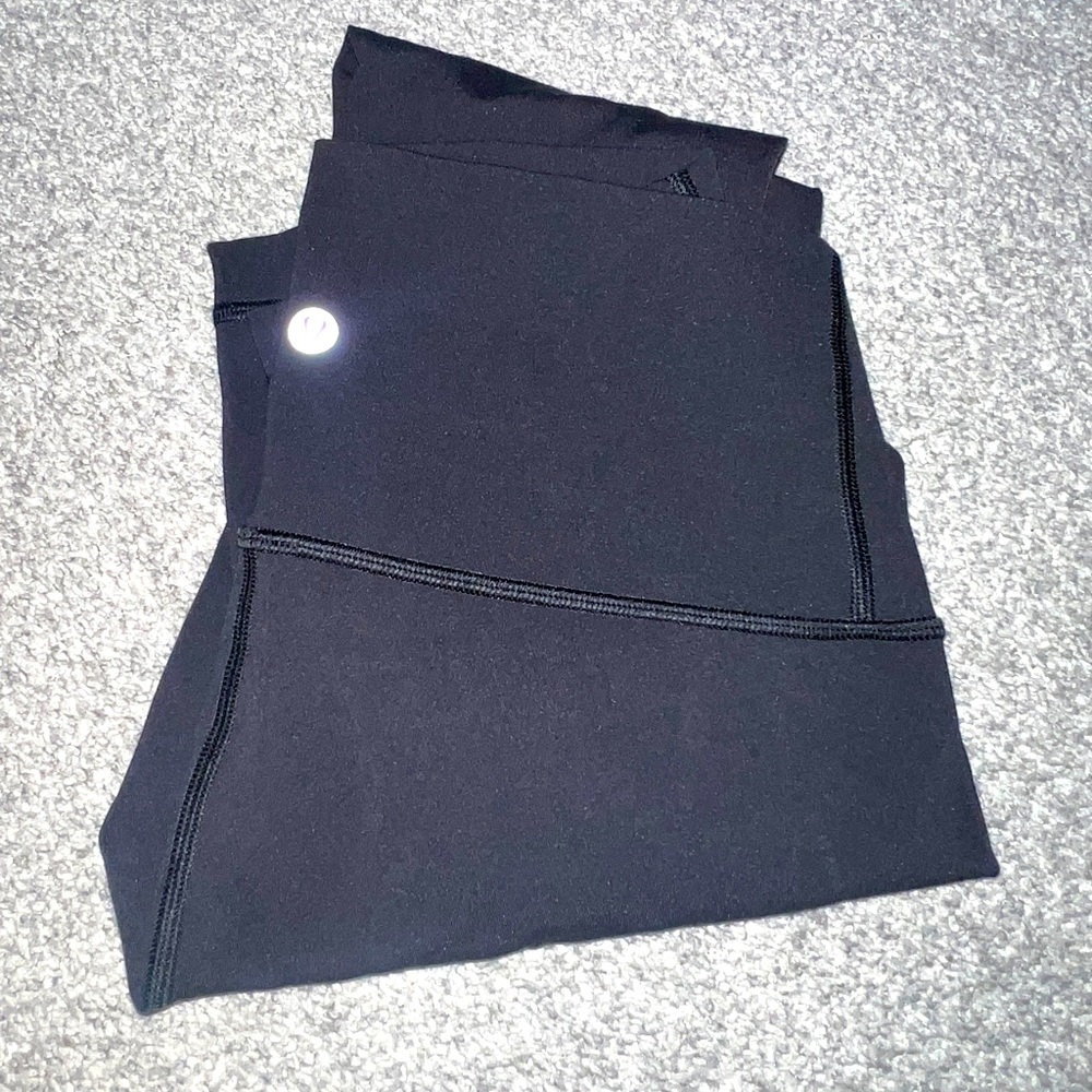 Lululemon black align- high rise -28in size 4